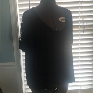 Sheer motherhood maternity shirt